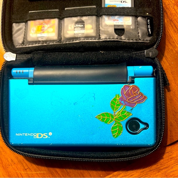 Nintendo Other - Nintendo DSi
